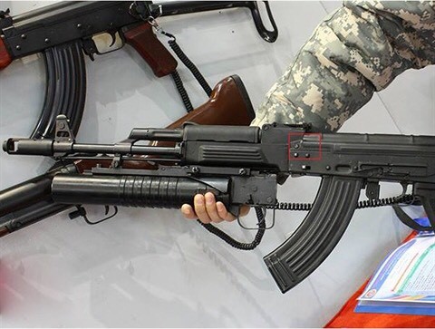 Bat ngo: Viet Nam da san xuat duoc sung AK-103 hien dai tu nam 2013-Hinh-3