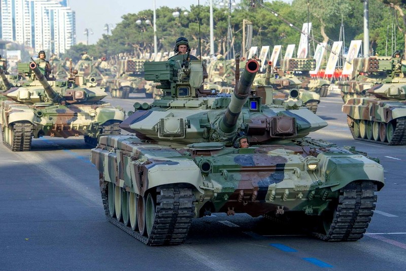 Choang: Armenia tang gap 3 lan so xe tang T-90 hien co sau mot dem-Hinh-9