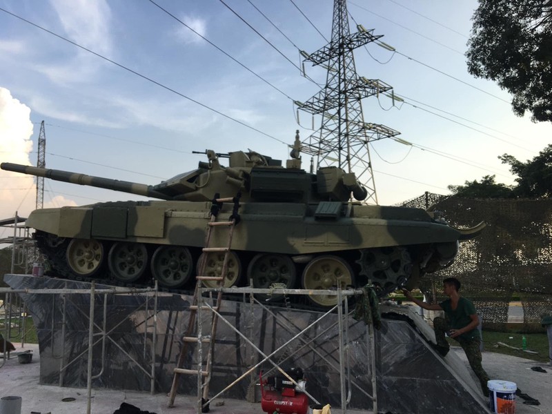Hoanh trang tuong dai xe tang T-90S mung ngay thanh lap Binh chung Tang-Thiet giap-Hinh-6