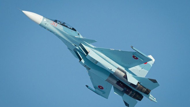 Khong quan Armenia co Su-30SM, Azerbaijan se mua 