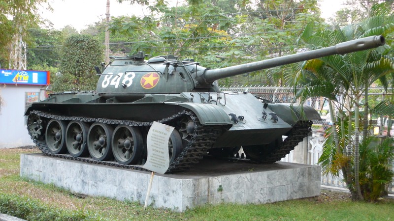 Phan biet xe tang T-54B va T-55 cua Quan doi Nhan dan Viet Nam