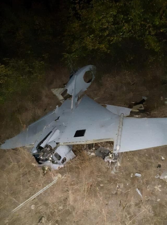 UAV cua Azerbaijan bi Iran ban ha va bi mat duoc phoi bay-Hinh-6