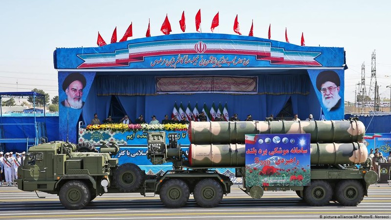 Iran muon mua gap ten lua S-400 cua Nga, My co chot da?-Hinh-8