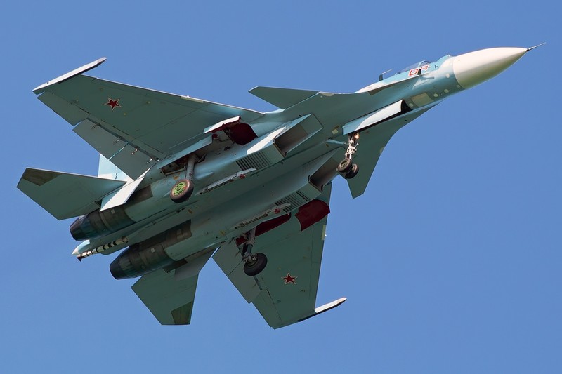 Tiem kich ham Su-33: 