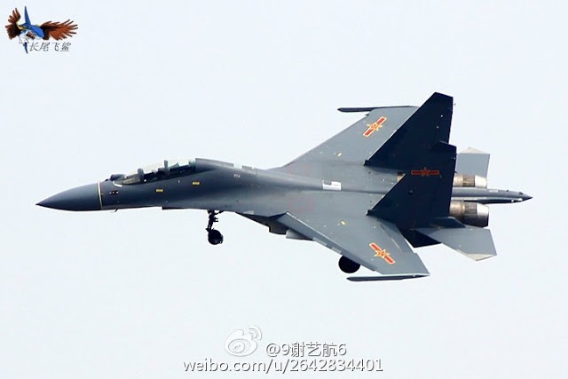 Trung Quoc chi can J-16 de chong lai Su-30 va Rafale cua An Do?-Hinh-6