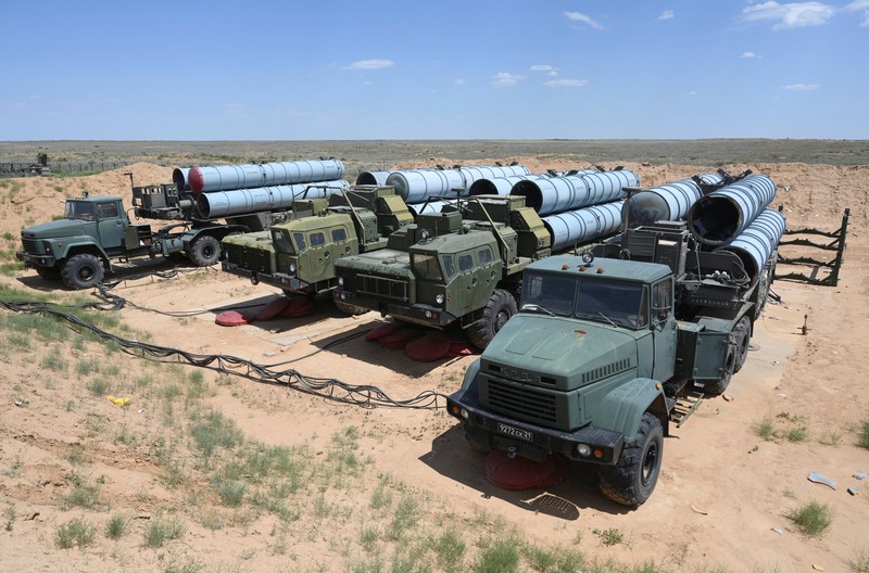 Vi sao huyen thoai S-300 cua Armenia vo vun truoc UAV Azerbaijan?-Hinh-10