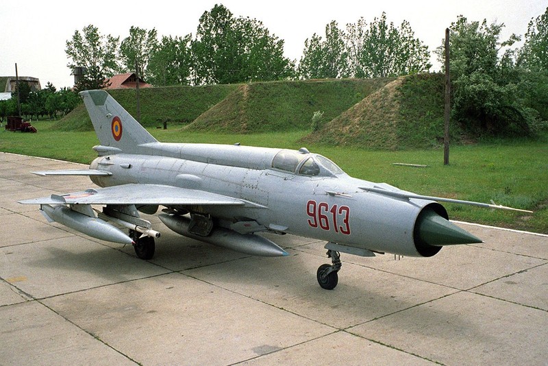 Diem mat loat tiem kich MiG-21 Khong quan Viet Nam doi dau B-52 My-Hinh-7