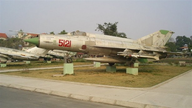 Diem mat loat tiem kich MiG-21 Khong quan Viet Nam doi dau B-52 My-Hinh-8