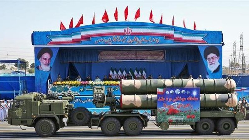 Iran muon mua sieu ten lua phong khong S-400 tu Nga-Hinh-14