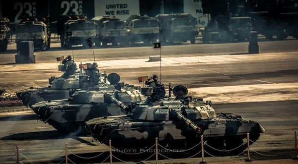 Pakistan co gi de doi dau 1.000 xe tang T-90 cua Quan doi An Do-Hinh-12