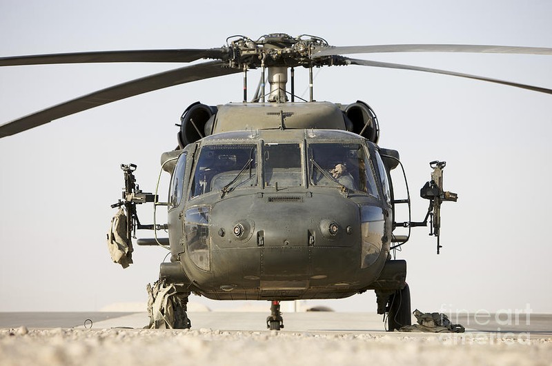 Dieu gi bien UH-60 Black Hawk tro thanh loai truc thang huyen thoai?-Hinh-11