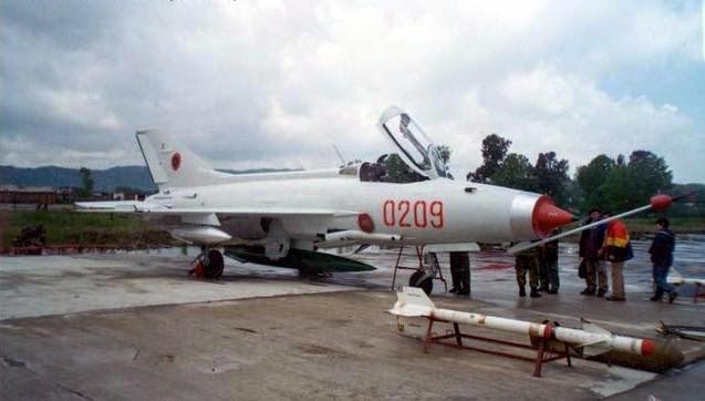 He lo bi an sau phi vu Trung Quoc ban tiem kich MiG-21 cho My