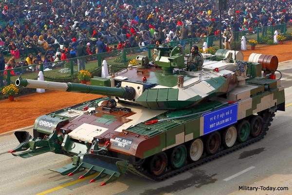 Tai sao An Do che tiem kich Su-57 va ghet bo xe tang T-90MS?-Hinh-12