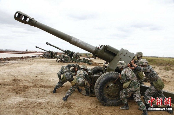 Vi sao Trung Quoc dung ca hai loai dan phao 152 va 155 mm?