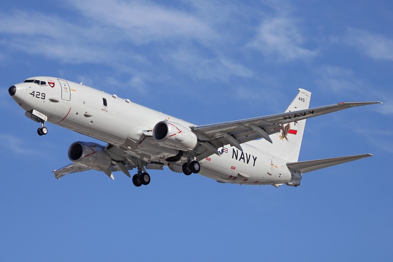 Cach may bay tuan tra san ngam P-8 Poseidon 