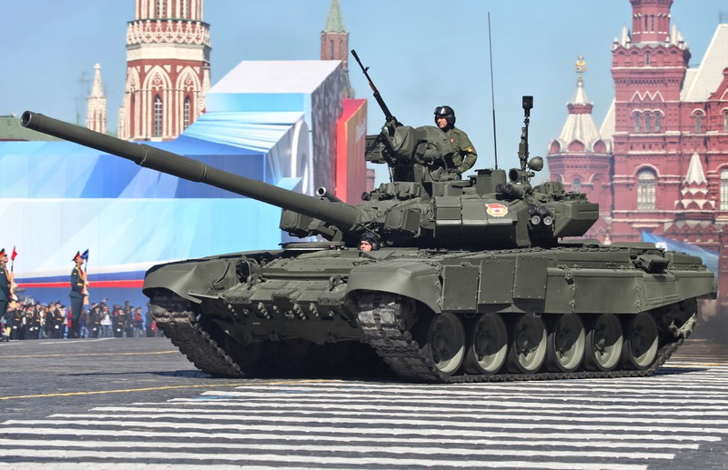 Xe tang Armata qua dat, Nga mang T-90M hien dai ra 