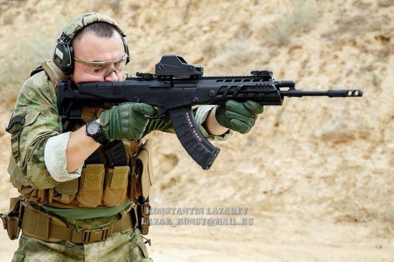 Sung truong tan cong AK-47 Alfa cua Israel: Khau AK khong giat!-Hinh-12