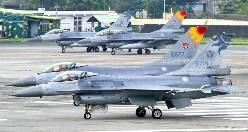 Dai Loan kich hoat Phi doi tiem kich F-16V dau tien, san sang nghenh chien-Hinh-4