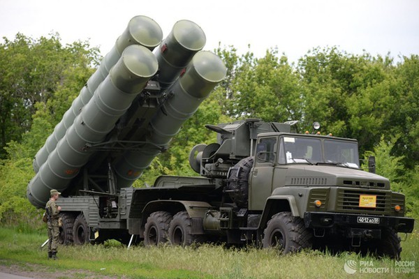 Ukraine cung cap he ten lua S-300PT cho My de 