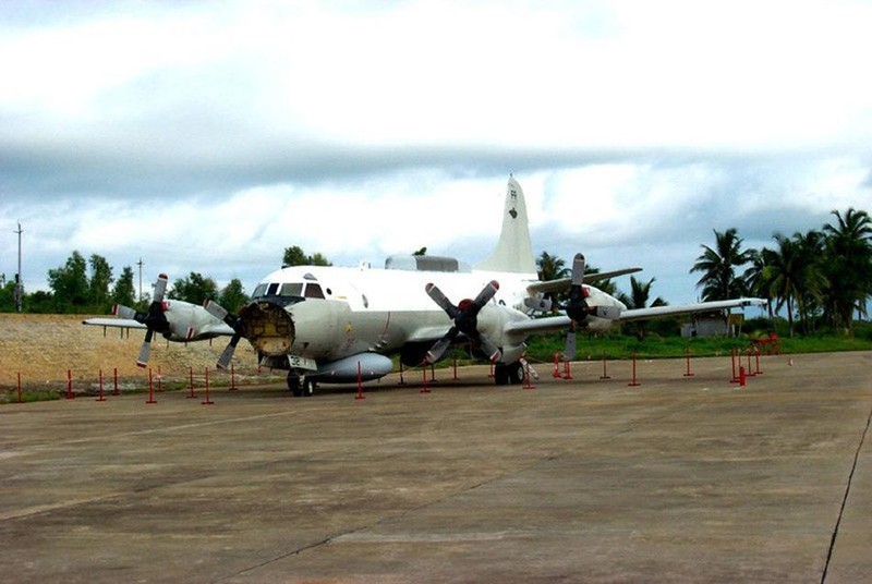 My tung muoi mat xin lai xac may bay dam nhau o Trung Quoc-Hinh-7