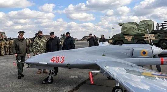 Ukraine mua UAV Tho Nhi Ky; Nga canh bao: Donbass khong phai Armenia-Hinh-6