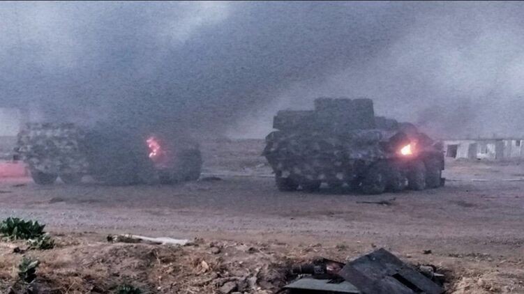 Xe boc thep BTR-3 Ukraine san xuat chay thanh than sau phuc kich-Hinh-14