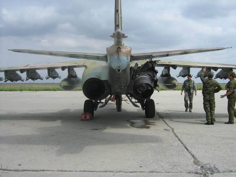 Xem Israel do “xe tang bay” Su-25KM cho Gruzia de chong lai Nga-Hinh-16