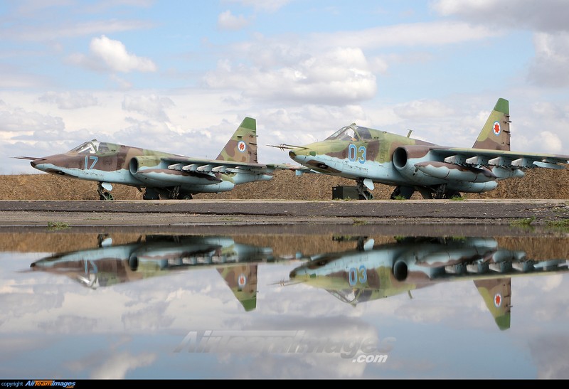 Xem Israel do “xe tang bay” Su-25KM cho Gruzia de chong lai Nga-Hinh-6