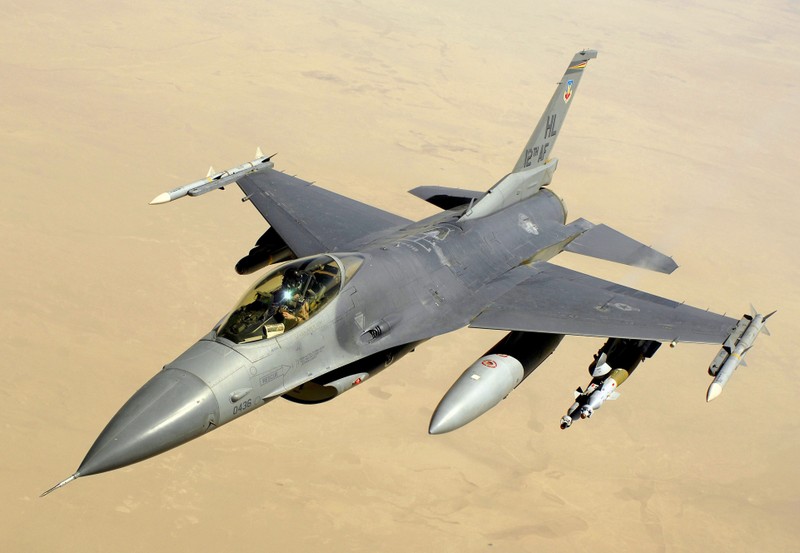 Tiem kich F-16V cua My 