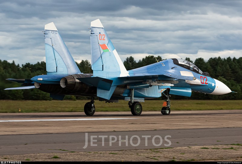 Belarus loai bien Su-27, lieu co ban re cho cac nuoc co nhu cau?-Hinh-15