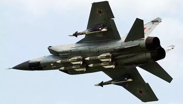 Ly do phuong Tay phai so may bay danh chan hang nang MiG-31 Nga-Hinh-10