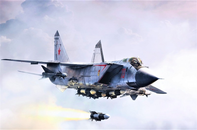 Ly do phuong Tay phai so may bay danh chan hang nang MiG-31 Nga-Hinh-6