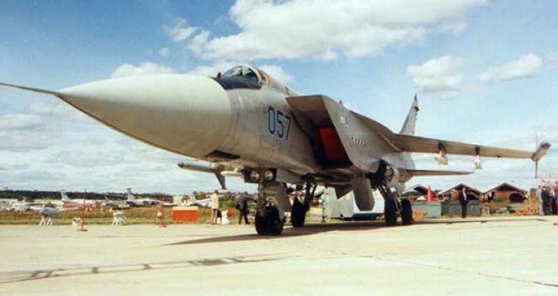 Ly do phuong Tay phai so may bay danh chan hang nang MiG-31 Nga-Hinh-7