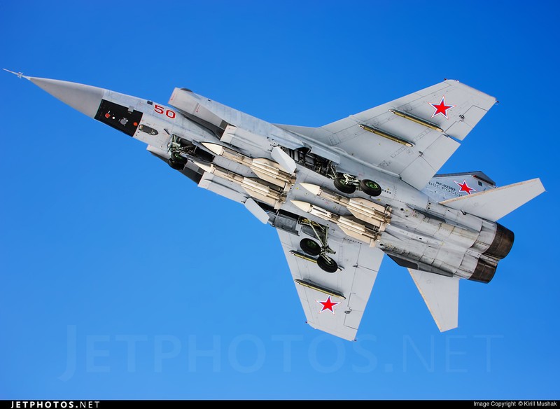 Syria suyt tro thanh quoc gia dau tien nhap khau thanh cong MiG-31-Hinh-11