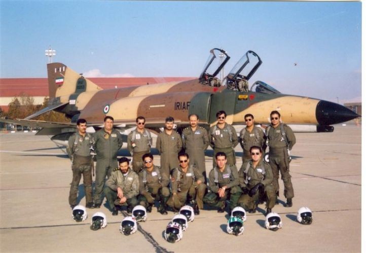 Tham bai o Viet Nam, nhung F-4 van xung hang “noi dong, coi da”-Hinh-18