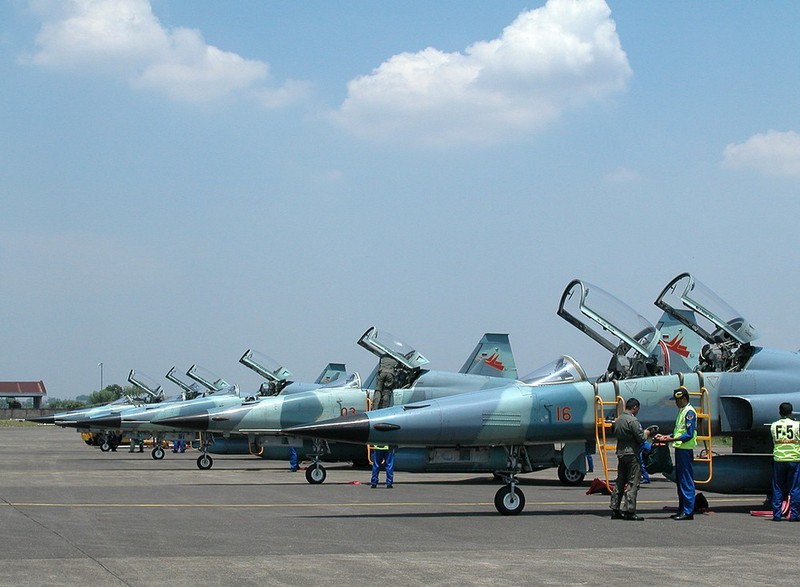 Rafale cua Phap da ha guc Su-35 cua Nga tai Indonesia-Hinh-7