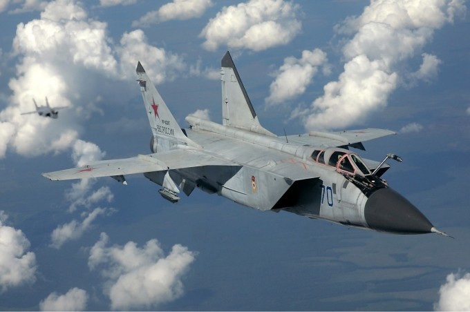 NATO - Ukraina nen nho, Nga van con sieu tiem kich MiG-31 trong bien che-Hinh-6