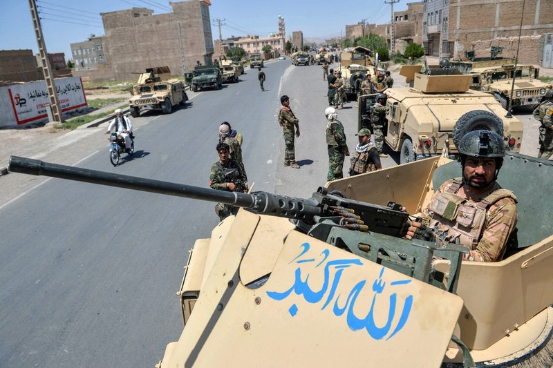Binh dinh xong Afghanistan, Taliban duoc trang bi toan vu khi My-Hinh-13