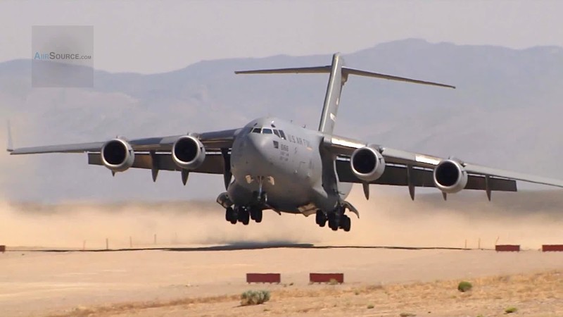 C-17 Globemaster cua My pha vo ky luc trong nhiem vu giai cuu Afghanistan-Hinh-17