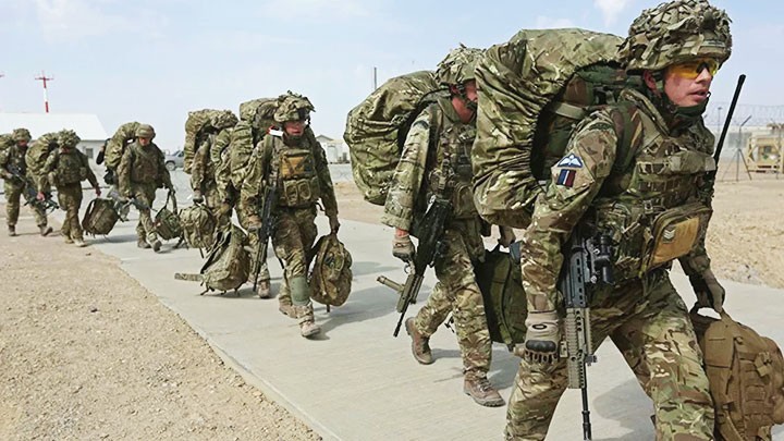 Al Qaeda da tro lai, Afghanistan la mot that bai lich su cua NATO-Hinh-15