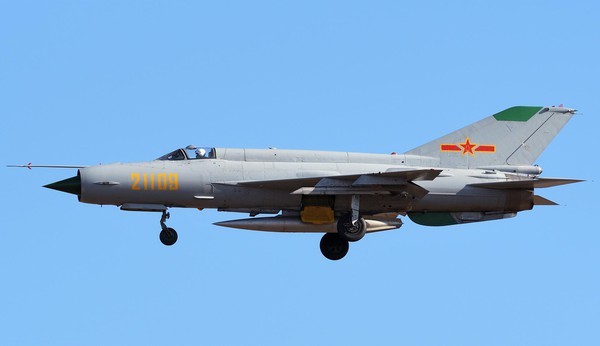 Viet Nam da loai bien tu lau, Trung Quoc, An Do van dung MiG-21-Hinh-6