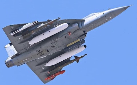 Su-30 Nga gia chi bang 1/3 Rafale Phap, An Do buoc phai nghi lai-Hinh-6