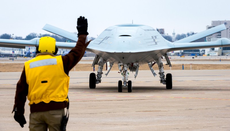 Khoang chua vu khi tren UAV tang hinh GJ-11 cua Trung Quoc lo dien-Hinh-12
