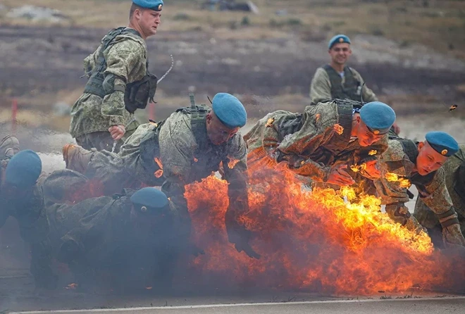 Nga dieu luc luong du tinh nhue den giup nguoi anh em Kazakhstan-Hinh-6