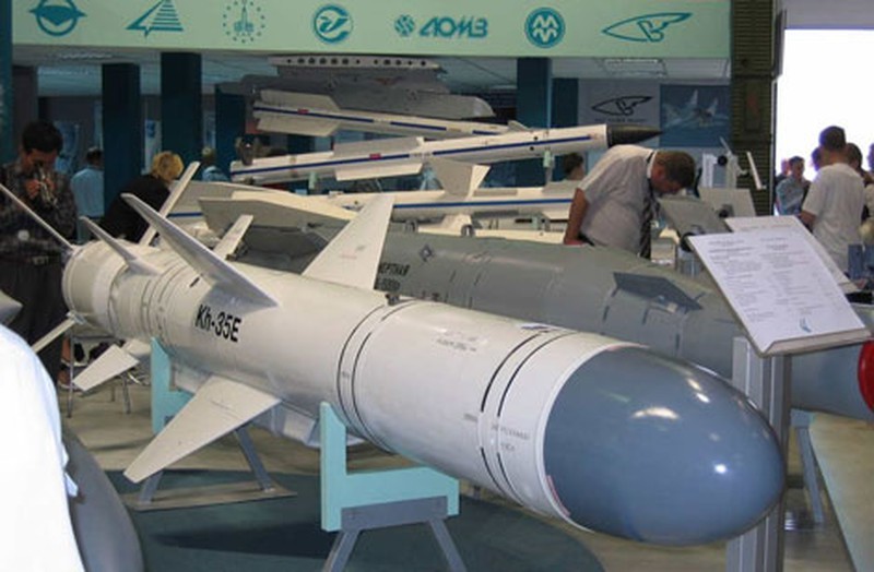 “Thu mo vit” Su-34 Nga dang so ra sao khi xuat hien o Ukraine?-Hinh-10