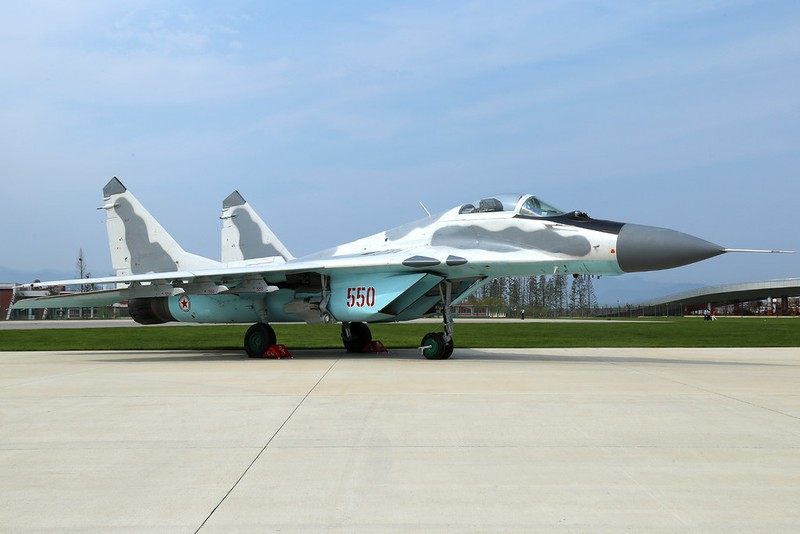 Cach Trieu Tien tung tu san xuat tiem kich chien dau MiG-29-Hinh-5