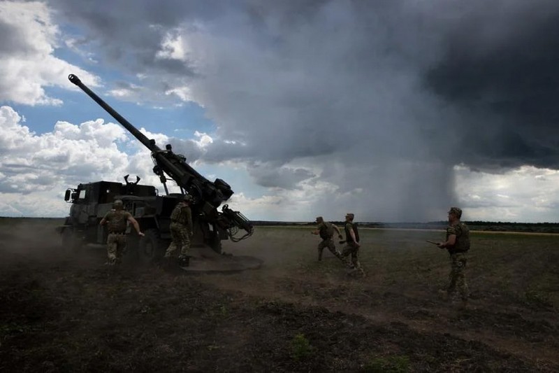 Cac loai phao cua phuong Tay the hien ra sao tai Ukraine?