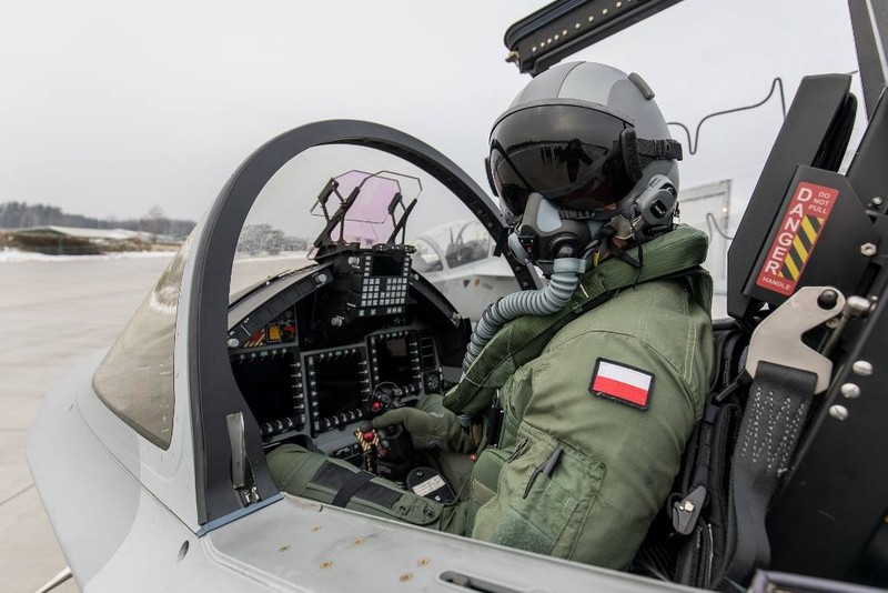 Phi cong Ba Lan “dau dau” khi chuyen loai tu lai MiG-29 sang F-35-Hinh-7