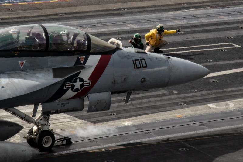 Suc manh “sieu ong bap cay” F/A-18E/F My dung ban ha UAV Houthi-Hinh-3