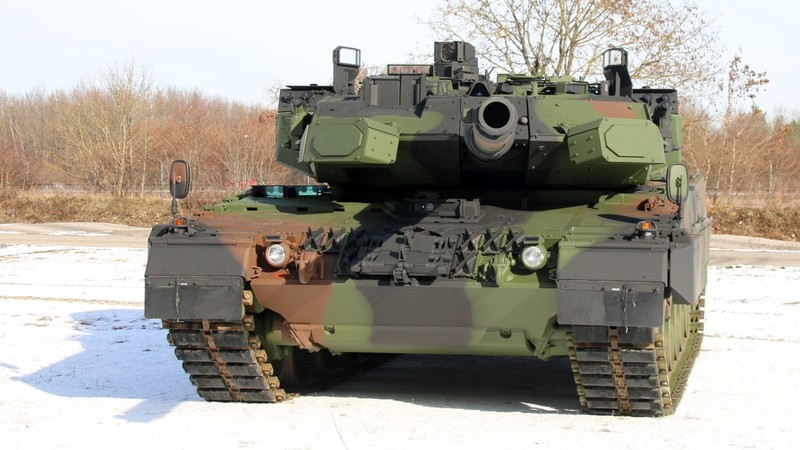 Bat ngo truoc thuong vu ty do mua xe tang Leopard 2 cua Italia-Hinh-3